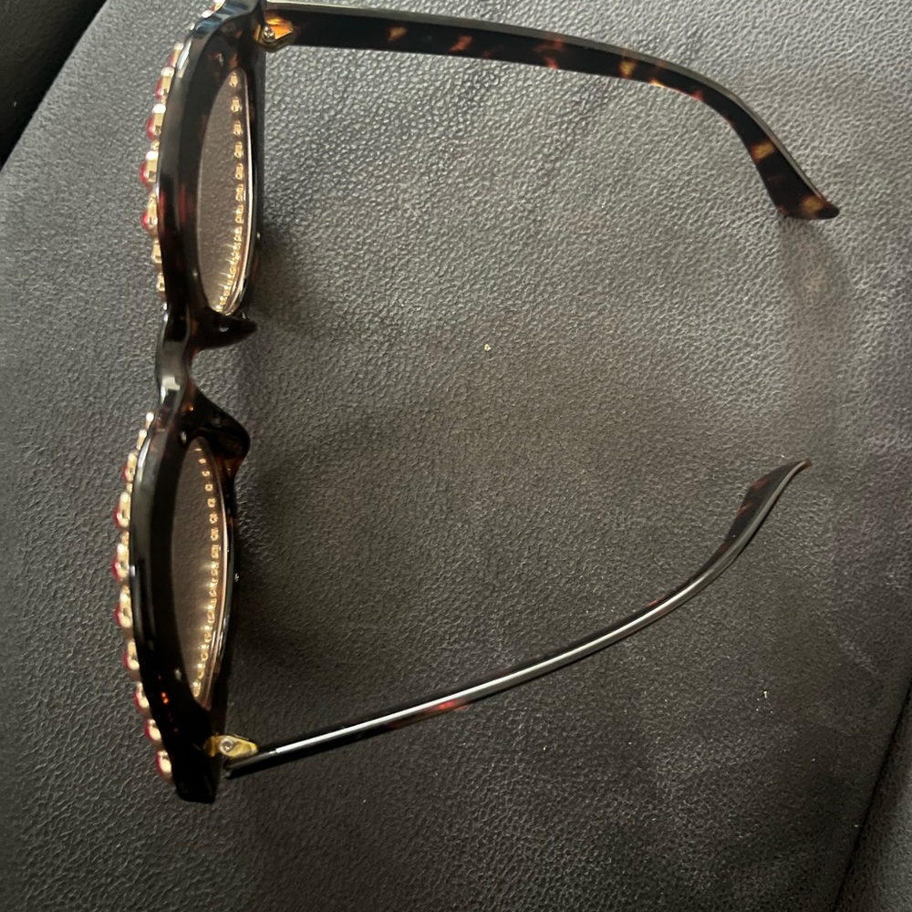 Fun Red Rhinestone Sunglasses - Picture 6 of 6